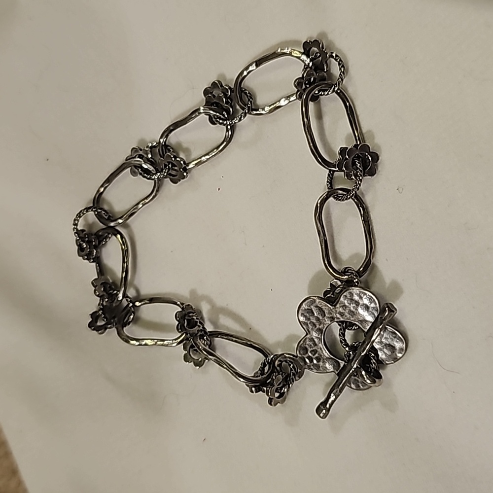 Silpada Flower bracelet